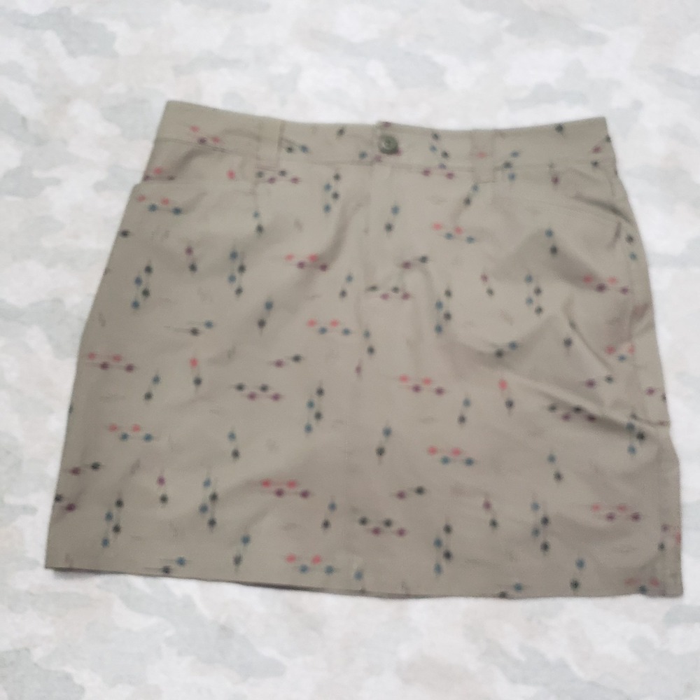 Eddie Bauer Skort Womens 10 Green Pockets Outdoors Hiking Travel